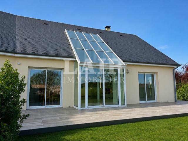 Maison 7 pièces 176 m²
