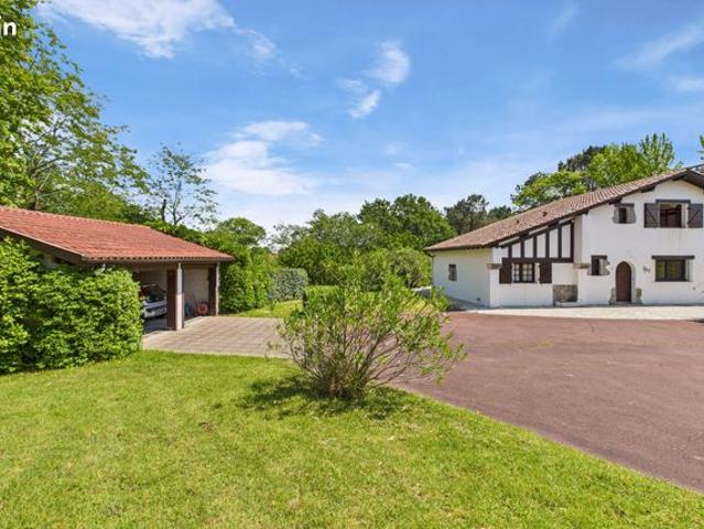 Maison 7 pièces 176 m²