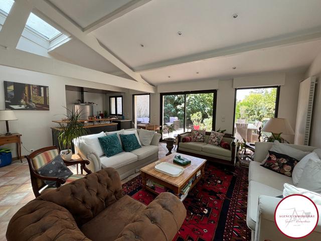 Maison 7 pièces 176 m²