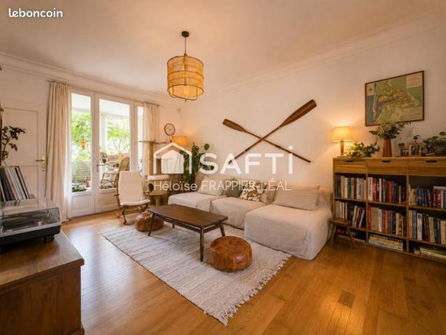 Maison 7 pièces 176 m²