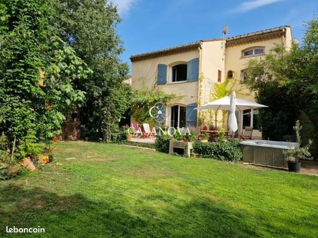 Maison 7 pièces 176 m²