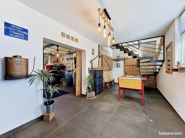 Maison 7 pièces 176 m²