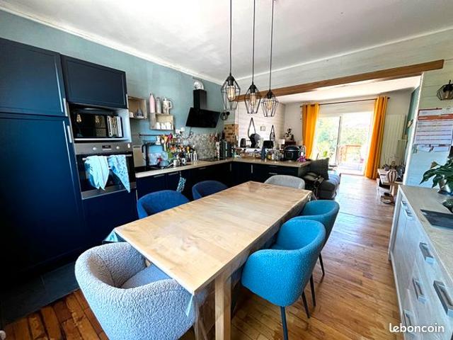 Maison 7 pièces 176 m²