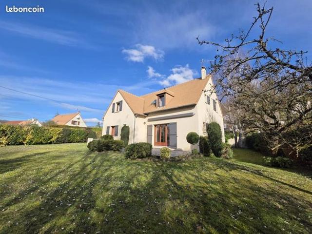 Maison 7 pièces 176 m²
