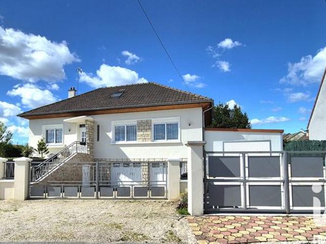Maison 7 pièces 176 m²