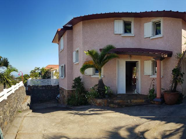 Maison 7 pièces 176 m²