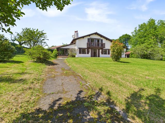 Maison 7 pièces 176 m²