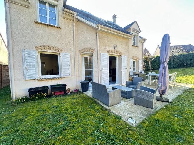 Maison 7 pièces 176 m²