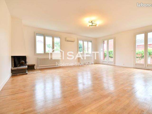 Maison 7 pièces 176 m²
