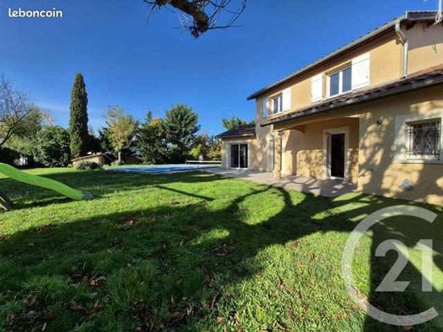 Maison 7 pièces 176 m²