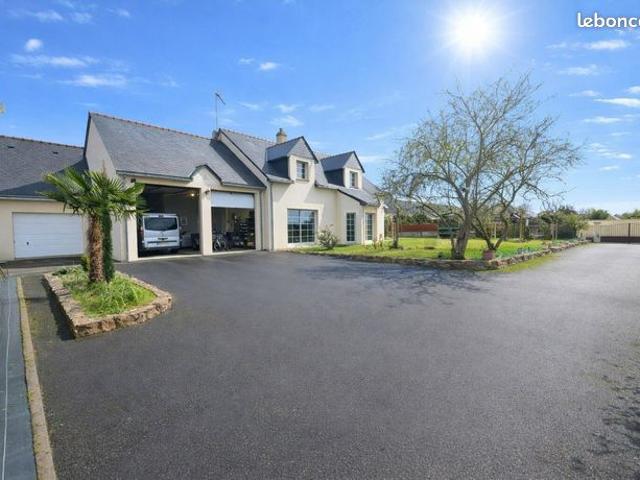 Maison 7 pièces 176 m²
