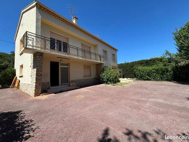 Maison 7 pièces 177 m²