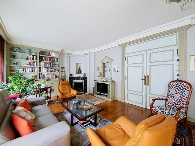 Maison 7 pièces 177 m²