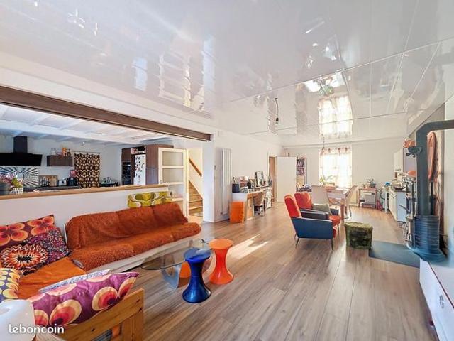 Maison 7 pièces 177 m²