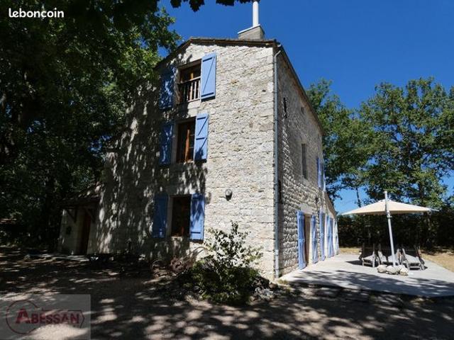 Maison 7 pièces 177 m²