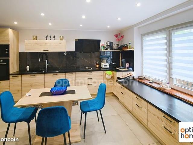 Maison 7 pièces 177 m²