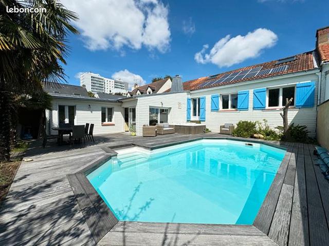 Maison 7 pièces 177 m²