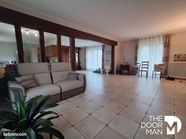 Maison 7 pièces 177 m²