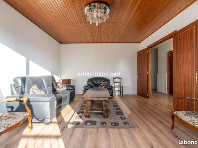 Maison 7 pièces 177 m²