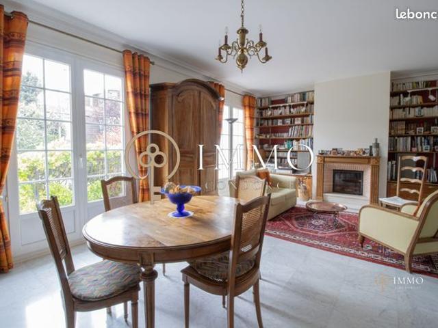 Maison 7 pièces 177 m²