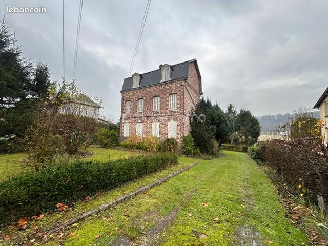Maison 7 pièces 177 m²