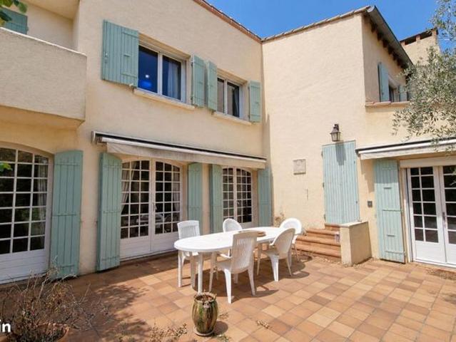Maison 7 pièces 177 m²