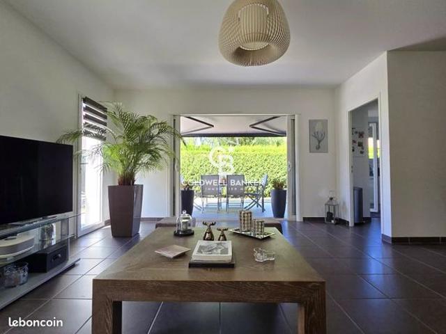 Maison 7 pièces 177 m²