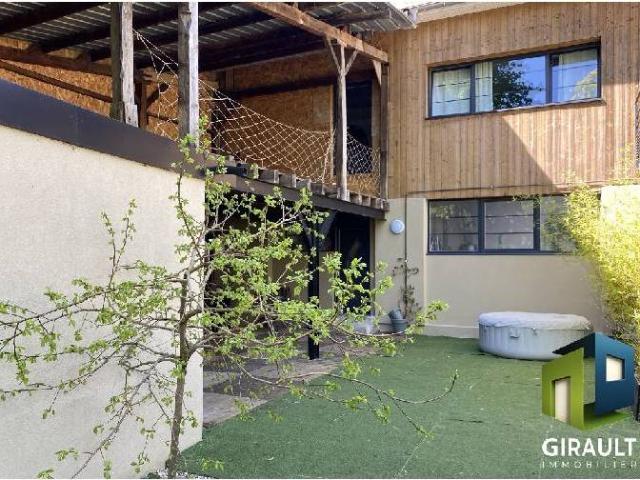Maison 7 pièces 177 m²