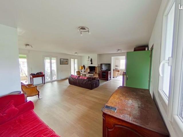 Maison 7 pièces 177 m²