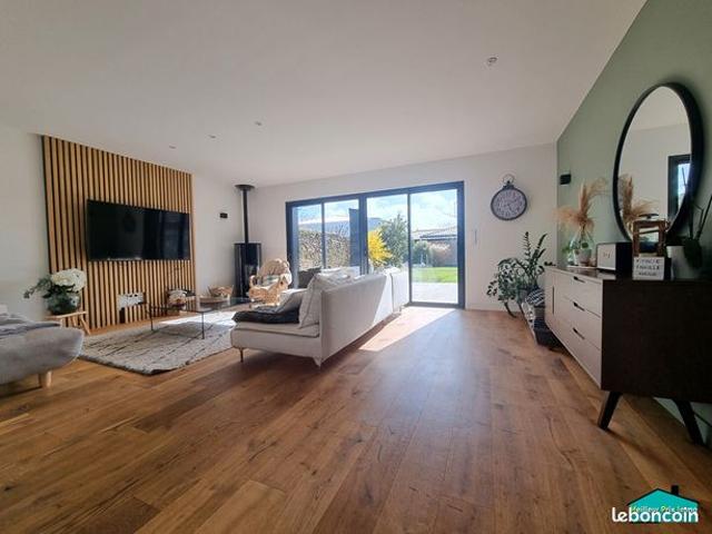Maison 7 pièces 177 m²