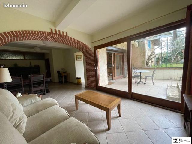 Maison 7 pièces 177 m²