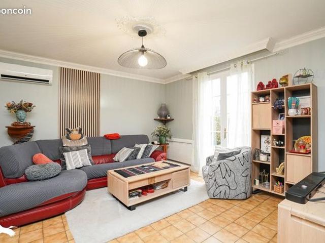 Maison 7 pièces 177 m²