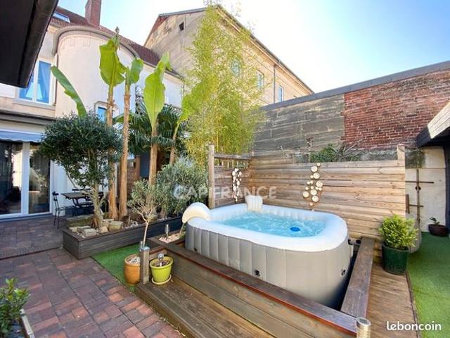 Maison 7 pièces 177 m²
