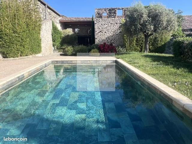 Maison 7 pièces 177 m²