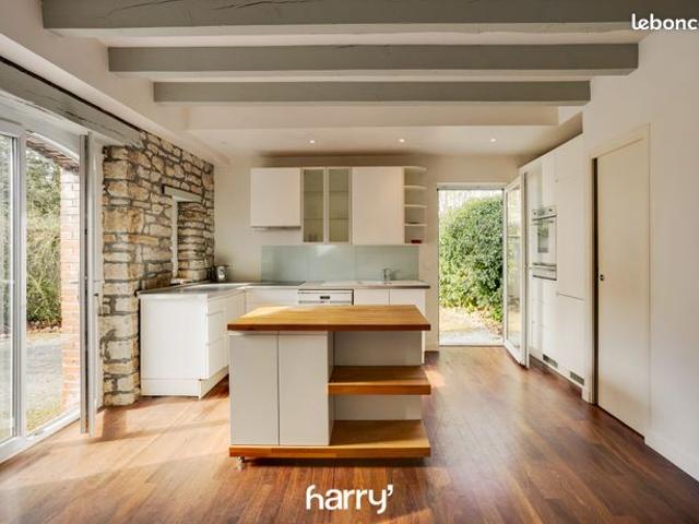 Maison 7 pièces 178 m²