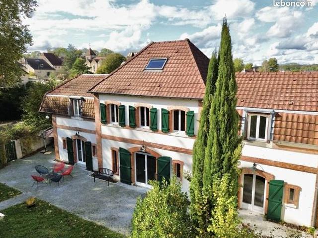 Maison 7 pièces 178 m²