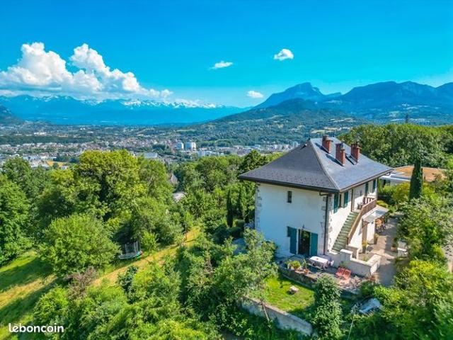 Maison 7 pièces 178 m²