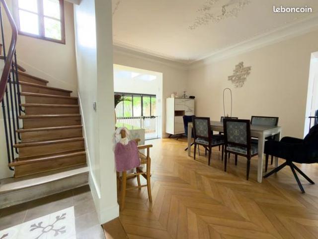 Maison 7 pièces 178 m²