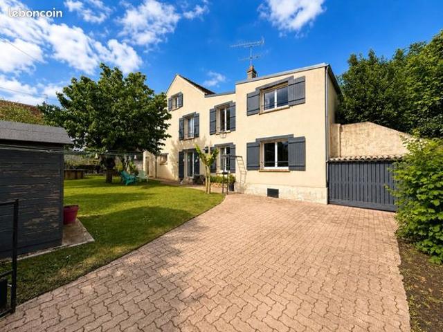 Maison 7 pièces 178 m²