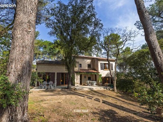 Maison 7 pièces 178 m²