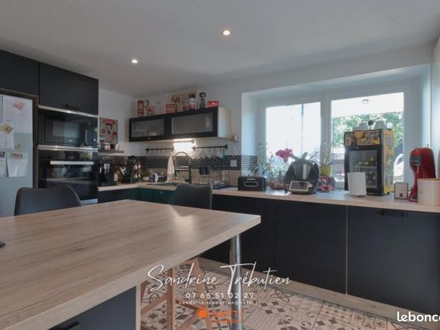 Maison 7 pièces 178 m²