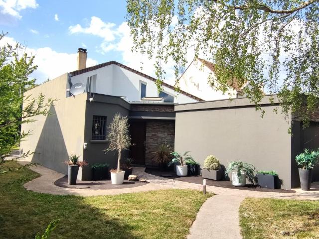 Maison 7 pièces 178 m²