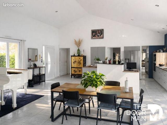 Maison 7 pièces 178 m²