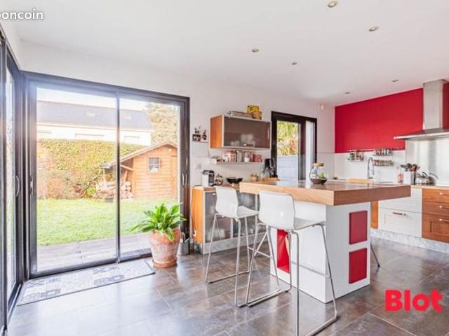 Maison 7 pièces 179 m²