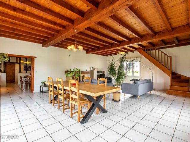 Maison 7 pièces 179 m²