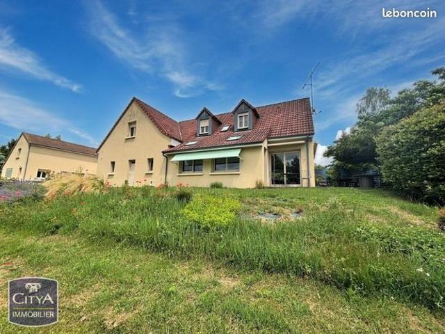 Maison 7 pièces 179 m²