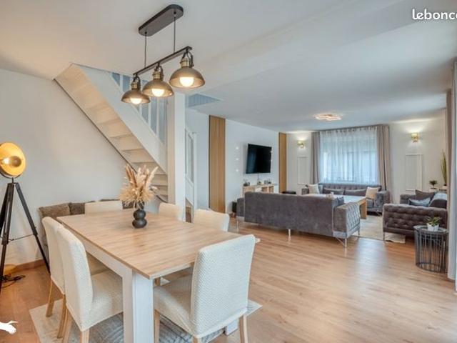 Maison 7 pièces 179 m²