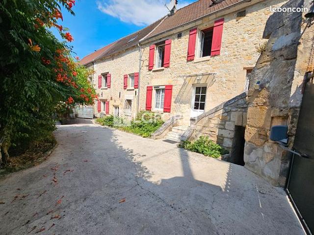 Maison 7 pièces 179 m²
