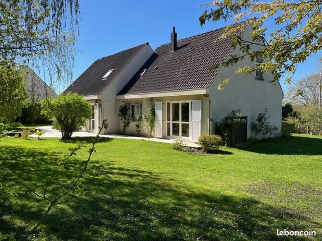 Maison 7 pièces 179 m²