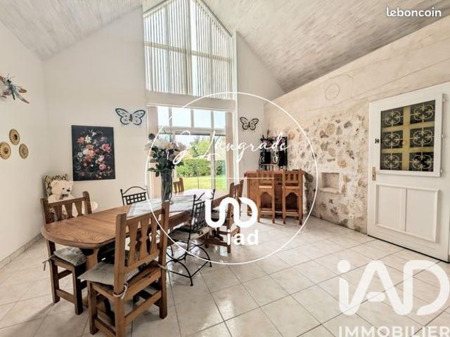 Maison 7 pièces 179 m²